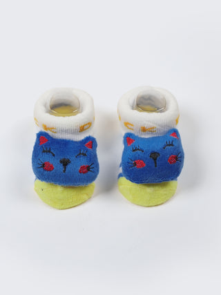 Baby Plush Rattle Socks Strawberry & Cat Design - Kidulan