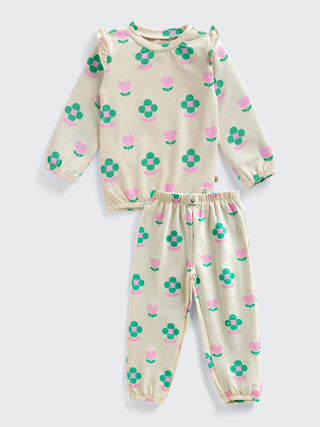 Baby Girl Essentials Gift Set Bundle – 17 Pieces - Kidulan