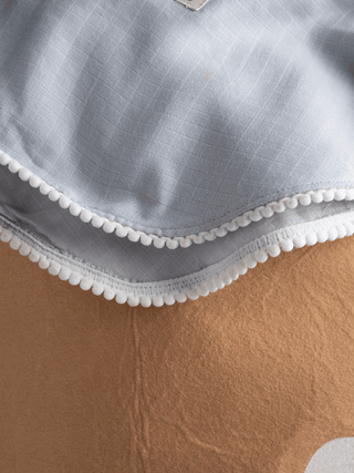 FETO POM POM BLANKET & TOWEL - Kidulan