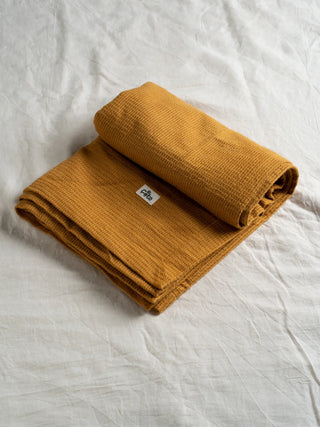 FETO BABY WAFFLE BLANKET 2 LAYER - BURGUNDY NAUGHTY BEAR - Kidulan