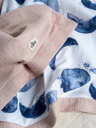 FETO BABY WAFFLE BLANKET 2 LAYER - HEAVENLY PINK BLUE MOON - Kidulan