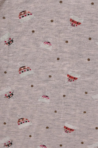 Full sleeve graphic pattern in grey pajama set for baby girls
