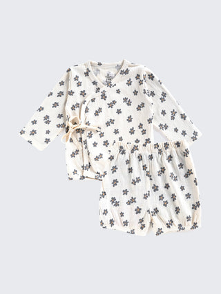 7 - Item Baby Girl Essentials Gift Bundle - Kidulan