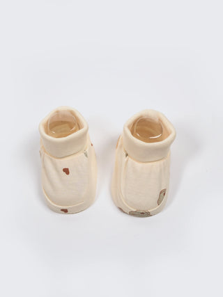 Newborn Cap, Mittens & Booties Set – Cow Print - Kidulan