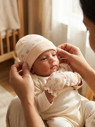 Newborn Cap, Mittens & Booties Set – Bear Print - Kidulan