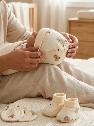 Newborn Cap, Mittens & Booties Set – Cow Print - Kidulan